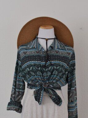 Vintage 70s Green Paisley Floral/Abstract Shirt by Alex Colman Sportswear